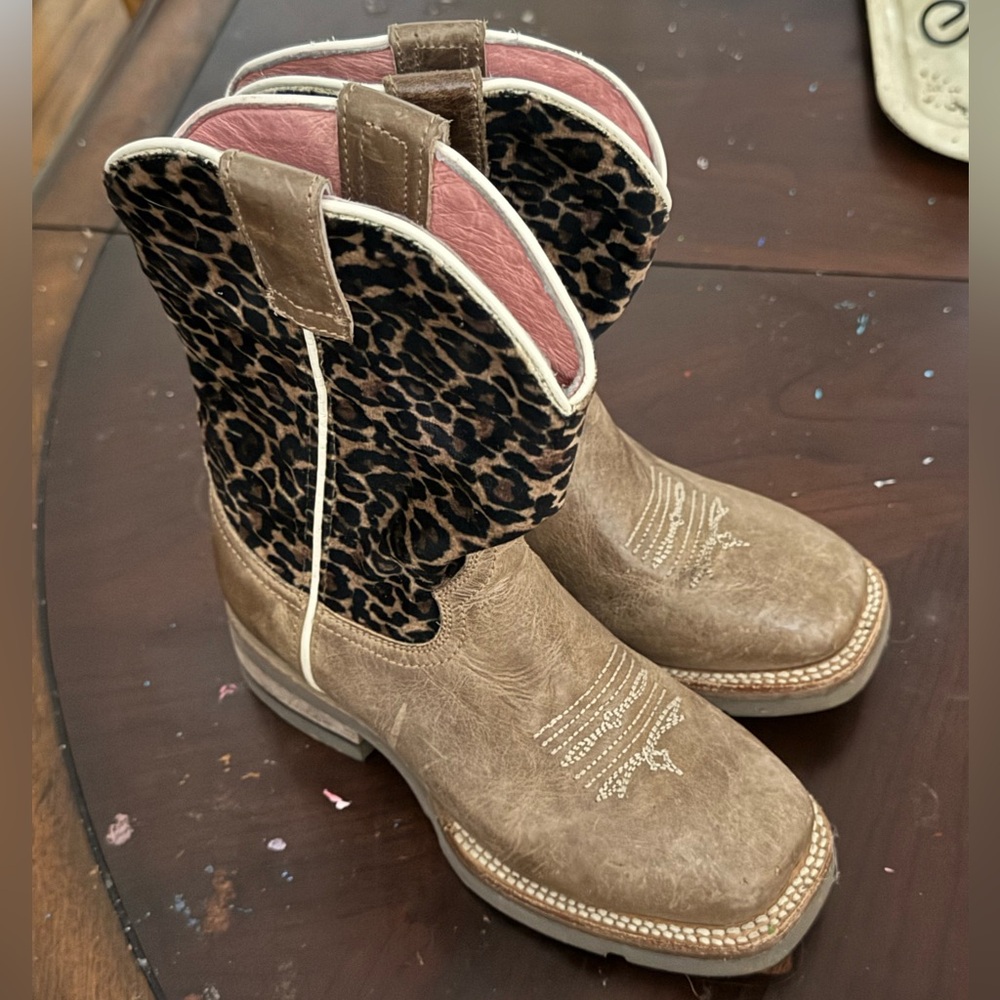 Roper Cheetah Print Boots